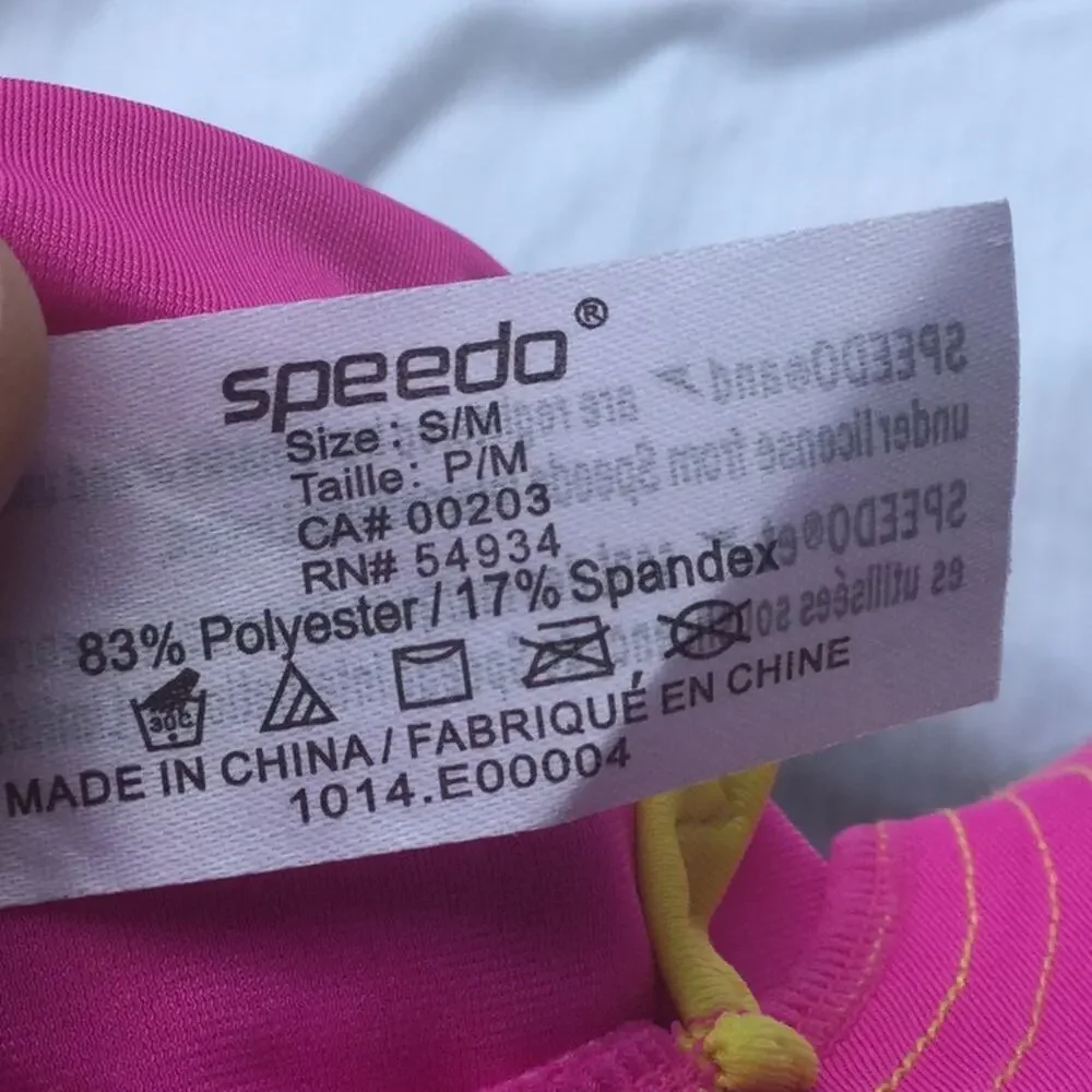 Speedo pink swim hat UPF 50 like new baby size material like a thick swinsuit